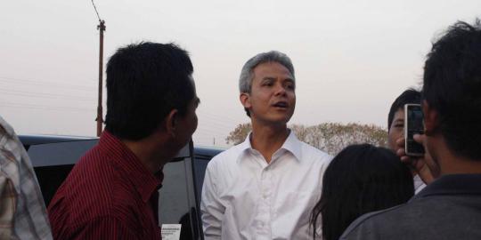 Ganjar janji tarik TNI-Polri dari proyek PLTU Batang