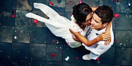 5 Hal yang bikin pria jatuh cinta pada wanita