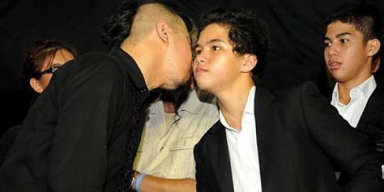 Pacar Dul: Sayang cepat sembuh ya, love you
