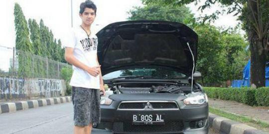 Mengenai Mitsubishi Lancer anak Ahmad Dhani