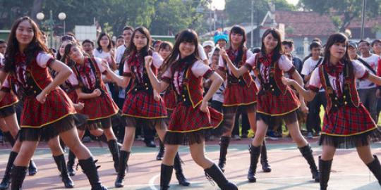 HUT teater yang ke-1, JKT48 bawakan lagu \'Kenangan\'