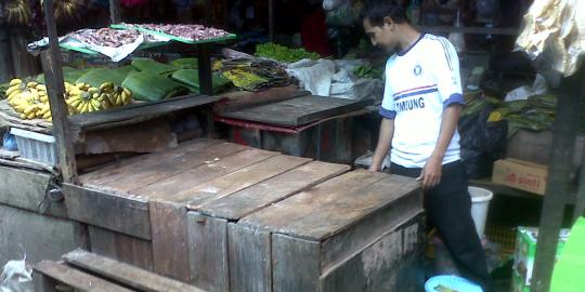 Nekat jualan, pedagang tahu tempe kena sweeping