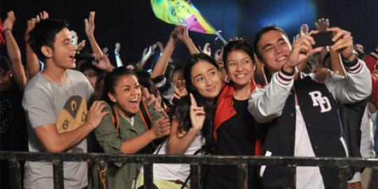 Tak biasanya, pemasukan film Lebaran merosot tajam