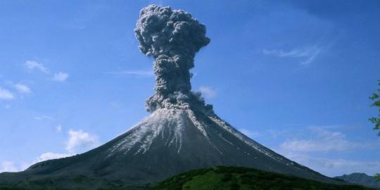 Gunung Sinabung meletus, status siaga