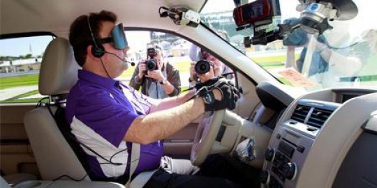 riccobono pembalap nascar rev1