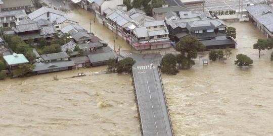 Badai tropis Man-yi rendam ratusan rumah di Jepang