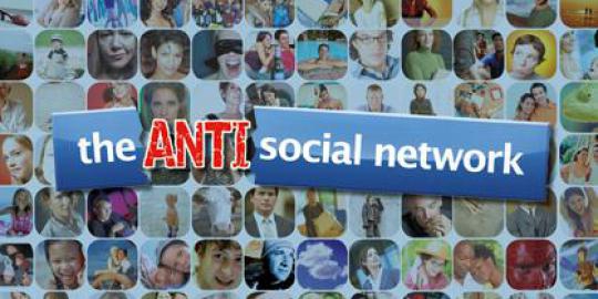 justru buat penggunanya anti sosial