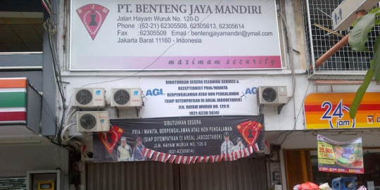 tempat gelap dan diborgol rev1