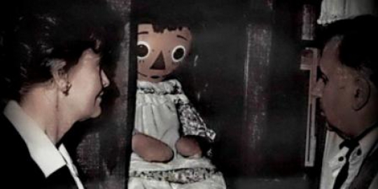 6 benda ini diyakini berhantu dan dikutuk