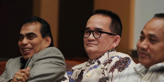 sikat anggota dpr yang terima suap rev3