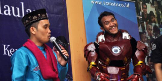 Ultah, ustaz maulana dapat kejutan dari iron \'caesar\' man