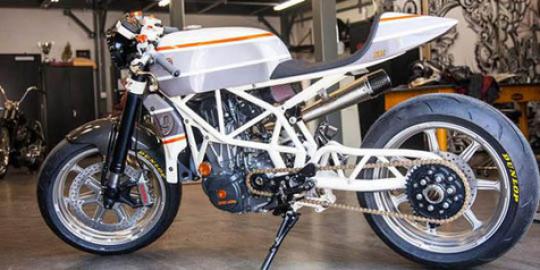 Ekstrem, KTM Trail Enduro jadi Cafe Racer
