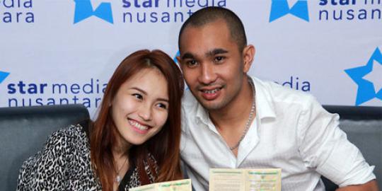 Ayu Ting Ting hamil, Enji pun mengucap syukur