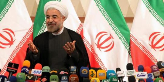 Rouhani kutuk tragedi Holocaust