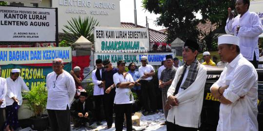 Demo warga Lenteng Agung tolak lurah Susan cederai Pancasila