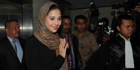 Ayu Azhari akui panggil sayang ke Fathanah