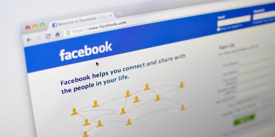 Amankan account Facebook dengan kombinasi password khusus