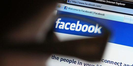 Aman Facebook-an di 'tempat' yang tak aman