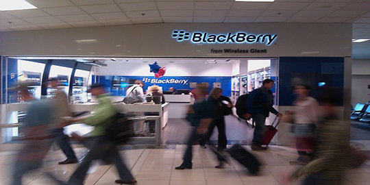 blackberry atasi kacaunya peluncuran bbm rev2