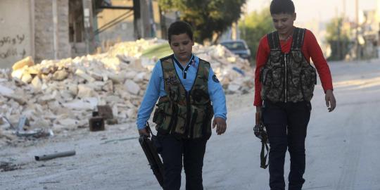 Abboud & Deed, bocah Suriah yang pilih jadi tentara pemberontak