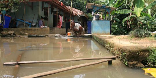 Warga Sukabumi dilanda krisis air bersih