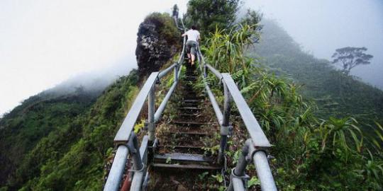 'Tangga menuju surga' ada di Hawaii