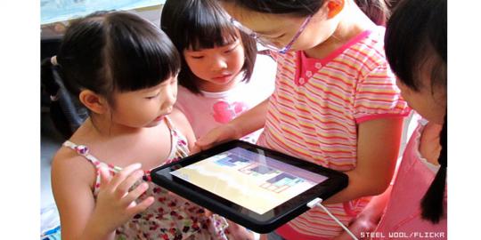 Anak-anak lebih suka tablet dibanding smartphone