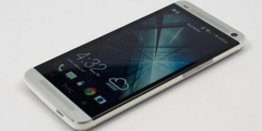 HTC One Max jadi senjata andalan di akhir tahun