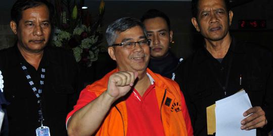 Ada narkoba di ruangan Akil, perlukah semua hakim MK tes urine?