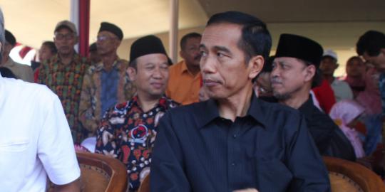 Jokowi: Megawati ingin lihat Waduk Ria Rio