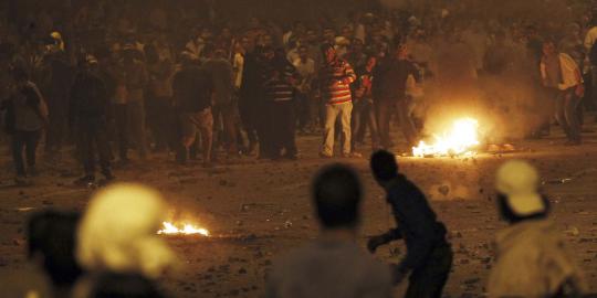 Bentrok panas pendukung dan penolak Mursi, 44 orang tewas
