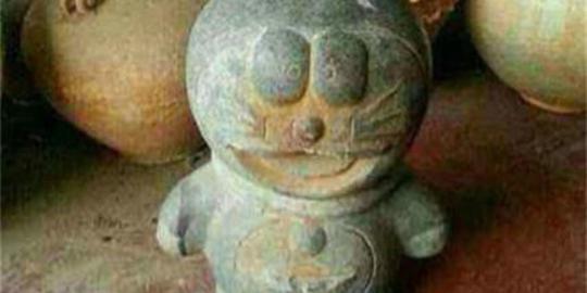 Patung purbakala mirip Doraemon ditemukan di China
