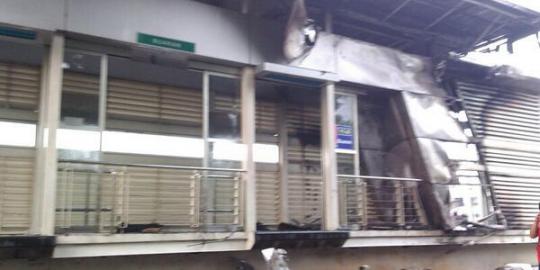 Koridor 11 Transjakarta ditutup, pekerja pilih liburkan diri