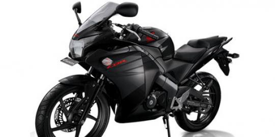 Honda CBR150R warna dan striping baru Rp 41 jutaan 