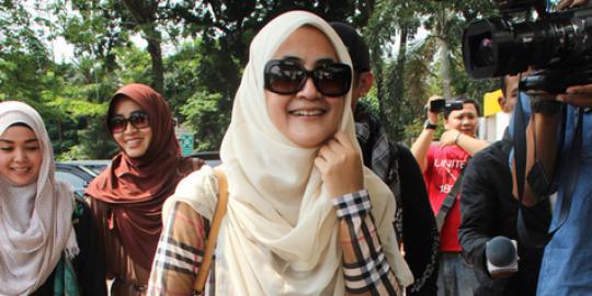Habib Alkaf: Kedekatan Pipik dengan Mr.M itu fitnah