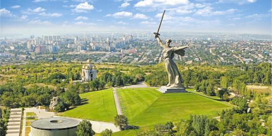 The Motherland Calls, monumen terpenting di Rusia