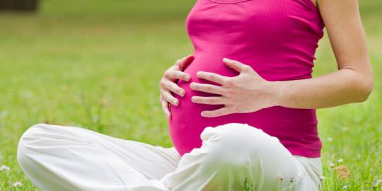 5 Manfaat yoga prenatal bagi ibu hamil