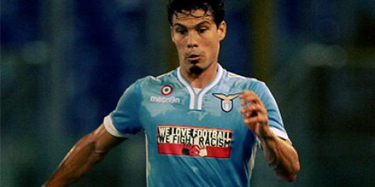 Arsenal dan Tottenham 'berperang' demi Hernanes