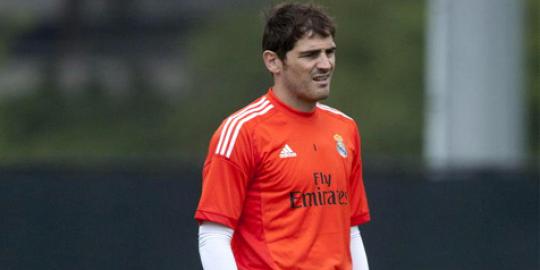 Milan harus saingi City dan Arsenal untuk Casillas