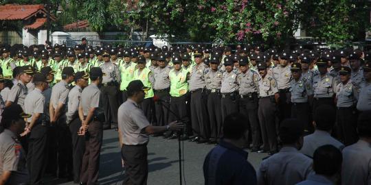 2.260 Polisi amankan pembagian hewan kurban di Surabaya