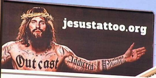 Papan iklan Yesus bertato menuai kontroversi