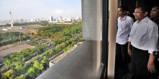 Jokowi realisasikan monorail dan MRT, Dahlan masih sibuk wacana