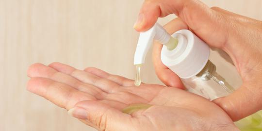 Apakah hand sanitizer benar-benar efektif melawan kuman?