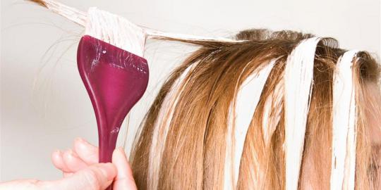 17 Persen wanita lupa warna asli rambut akibat sering dicat