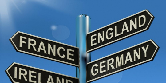 9 cara 'berlibur' tanpa meninggalkan meja kerja