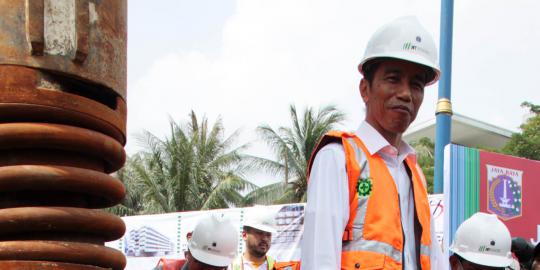 Jokowi keluhkan penyerapan anggaran di DKI baru capai 44 persen