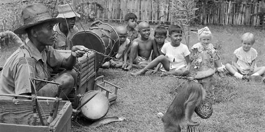 Asal usul dan sejarah topeng monyet