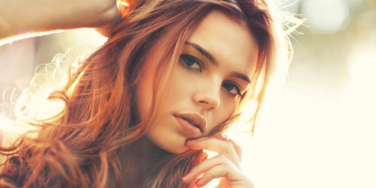 7 alasan pria kepincut wanita yang lebih tua