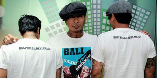 Dikira voodoo, Superman Is Dead diuber polisi Amerika