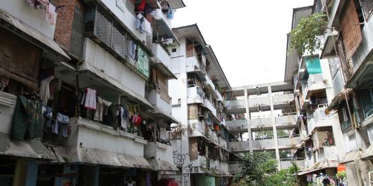 Cintaku (terlarang) di rumah susun